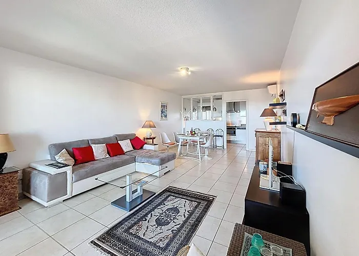 Apartment Le Grand Parc-13 By Interhome Saint Aygulf