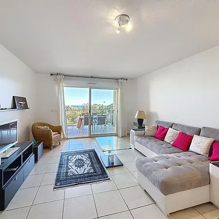Apartamento Le Grand Parc-13 By Interhome Saint Aygulf